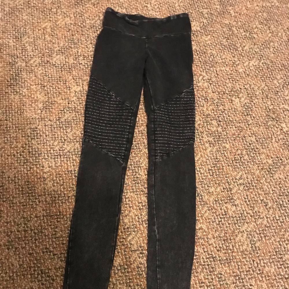 Cotton On leggings